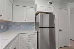 302 Oak Tree Dr, Chapel Hill, NC 27517 - Photo 9