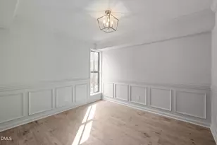 302 Oak Tree Dr, Chapel Hill, NC 27517 - Photo 5