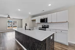 325 S Baker St, Four Oaks, NC 27524 - Photo 15