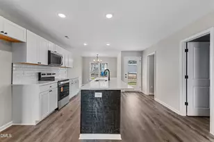 325 S Baker St, Four Oaks, NC 27524 - Photo 7