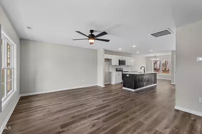 325 S Baker Street, Four Oaks, NC 27524 - Photo 3