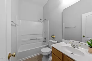 6809 Middleboro Dr, Raleigh, NC 27612 - Photo 23