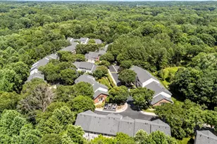 6809 Middleboro Dr, Raleigh, NC 27612 - Photo 33