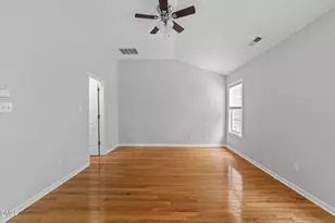 6809 Middleboro Dr, Raleigh, NC 27612 - Photo 13