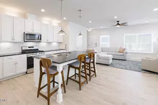 968 Robbie Jackson Ln, Fuquay-Varina, NC 27526 - Photo 5