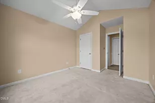 101 Fairwoods Ct, Dunn, NC 28334 - Photo 9