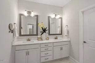 1812 Pinecliff Ct, Fuquay Varina, NC 27526 - Photo 21