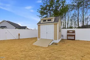 603 Tuscany Cir, Princeton, NC 27569 - Photo 9