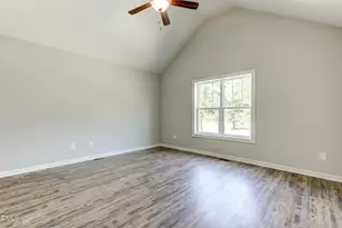 613 S Orange Ave, Dunn, NC 28334 - Photo 5