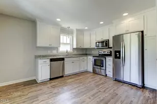 613 S Orange Ave, Dunn, NC 28334 - Photo 7