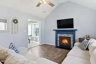 101 White Water Ct, Benson, NC 27504 - Photo 7