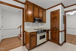 143 Hedgerow Ct, Cary, NC 27513 - Photo 7