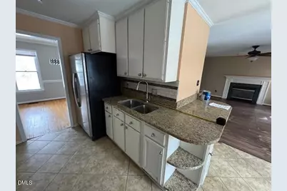 413 Cottonwood Lane, Holly Springs, NC 27540 - Photo 3