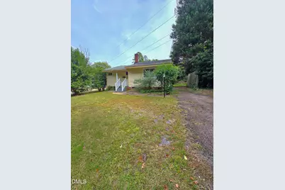 912 Dixie Trail, Raleigh, NC 27607 - Photo 1