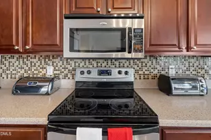 1009 Narcissus, Clayton, NC 27520 - Photo 15