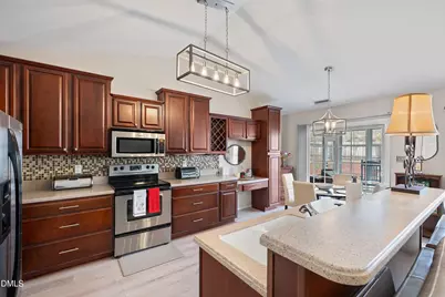 1009 Narcissus, Clayton, NC 27520 - Photo 9