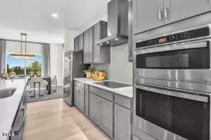 600 Hedrick Rdg Rd, Cary, NC 27519 - Photo 5