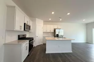 1930 Hinesley Dr, Durham, NC 27703 - Photo 9