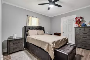 1006 Holloway St, Durham, NC 27701 - Photo 15