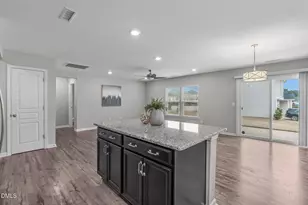 304 Willow Grove Ln, Fuquay-Varina, NC 27526 - Photo 17