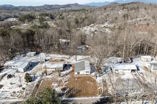 131 Windswept Dr, Marion, NC 28752 - Photo 17