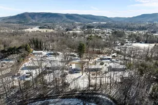 131 Windswept Dr, Marion, NC 28752 - Photo 15