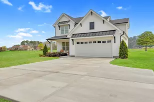 3936 Kemet Dr, Zebulon, NC 27597 - Photo 3