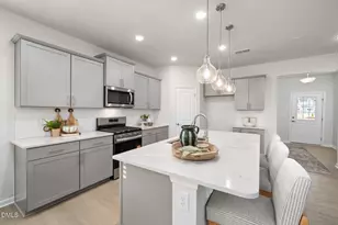 2112 Cedar Bird Ln, Fuquay Varina, NC 27526 - Photo 5