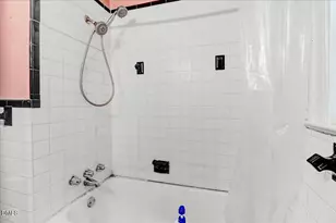 1605 Waverly Ave, Kinston, NC 28504 - Photo 7