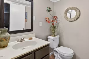 412 E Park St, Cary, NC 27511 - Photo 41