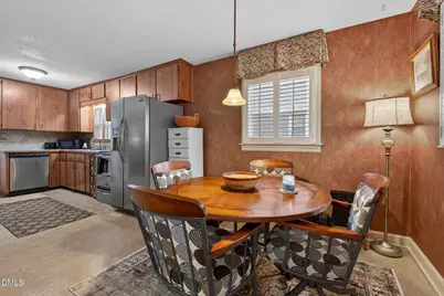 412 E Park Street, Cary, NC 27511 - Photo 7