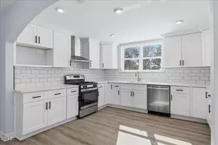 305 W Canary St, Dunn, NC 28334 - Photo 19