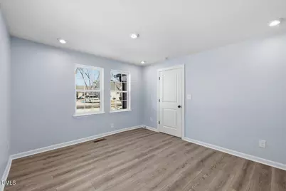 305 W Canary Street, Dunn, NC 28334 - Photo 29