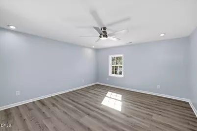 305 W Canary Street, Dunn, NC 28334 - Photo 37