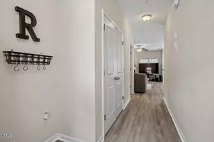 231 Cypress Hill Ln, Holly Springs, NC 27540 - Photo 5