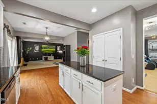 110 Rosebud Ln, Durham, NC 27704 - Photo 15