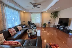 5002 Wickham Rd, Raleigh, NC 27606 - Photo 5