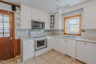 2408 Hillford Dr, Burlington, NC 27217 - Photo 17