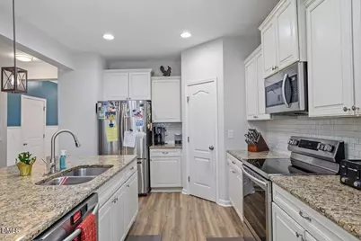 725 Harvest Point Drive, Fuquay Varina, NC 27526 - Photo 17