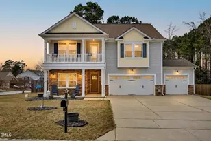 725 Harvest Point Dr, Fuquay Varina, NC 27526 - Photo 1