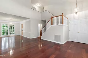 113 Smokemont Dr, Cary, NC 27513 - Photo 9