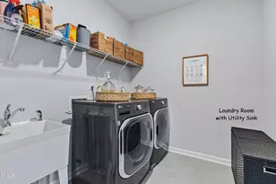 1052 Climbing Aster Dr, Durham, NC 27703 - Photo 21