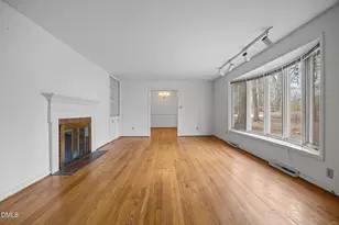 1904 Rolling Rd, Chapel Hill, NC 27514 - Photo 9