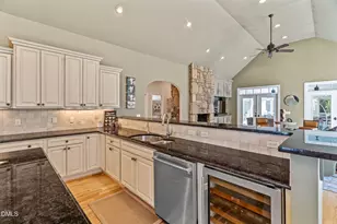 2920 Claremont Rd, Raleigh, NC 27608 - Photo 15