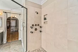 2920 Claremont Rd, Raleigh, NC 27608 - Photo 29