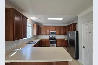 707 Delta Downs Drive, Cary, NC 27519 - Photo 5