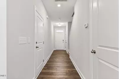 554 Barrington Row Avenue, Zebulon, NC 27597 - Photo 29