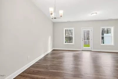 554 Barrington Row Avenue, Zebulon, NC 27597 - Photo 15