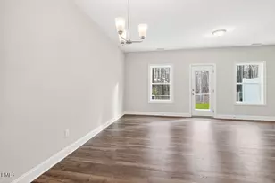 554 Barrington Row Ave, Zebulon, NC 27597 - Photo 15