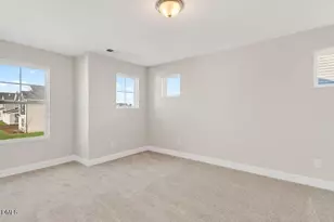 604 Barrington Row Ave, Zebulon, NC 27597 - Photo 11